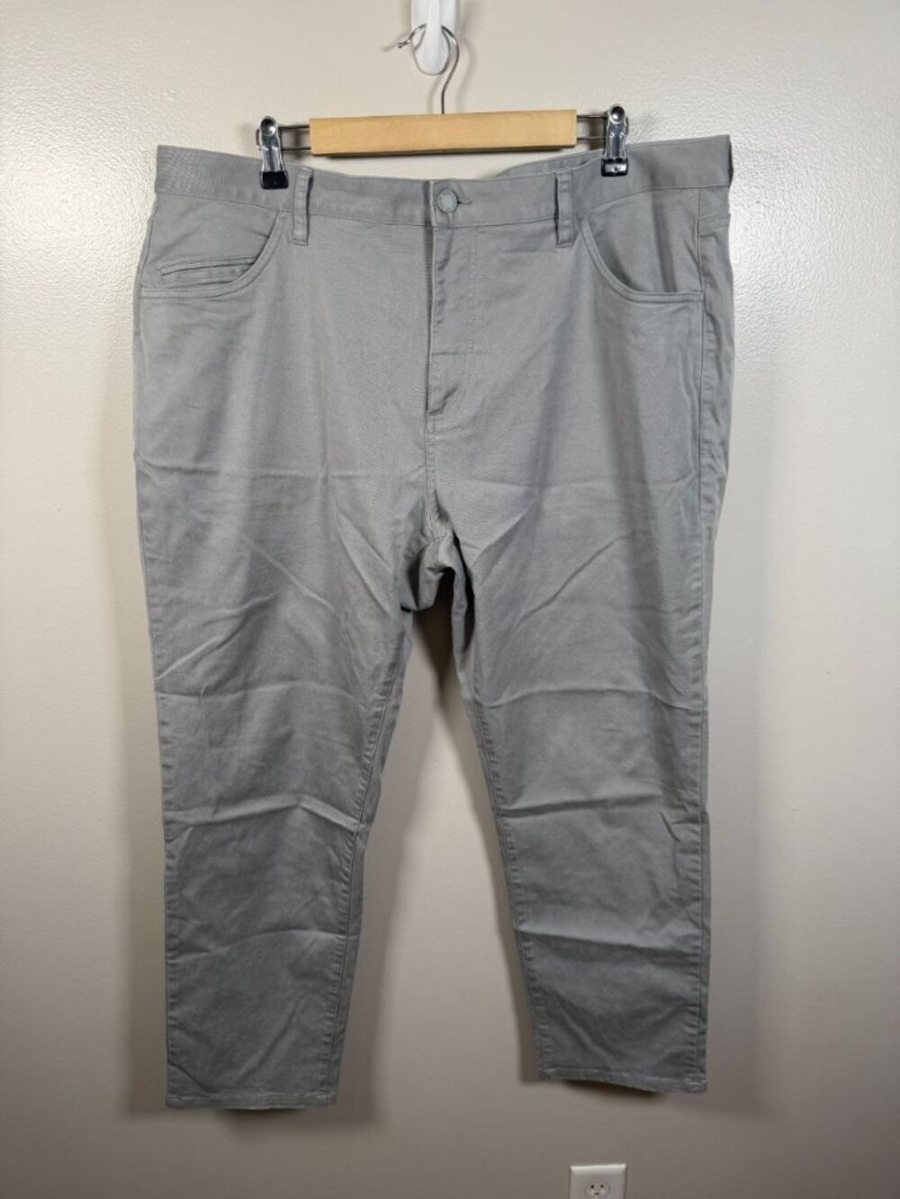 Rhone Everyday Five Pocket Pant Size 40x30 Gray Chino Work Office Travel
